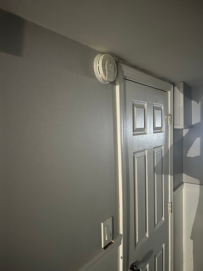 Foto del edificio - 7914 S Champlain Ave