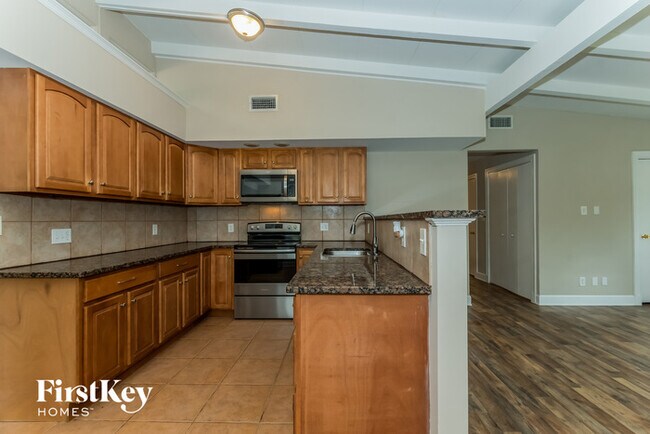 Foto del edificio - 1803 Layton Rd