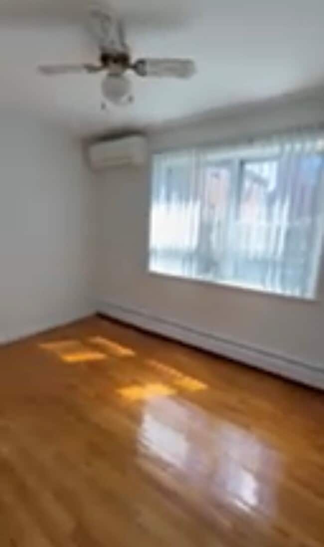 Foto del edificio - 23-37-37 120th St