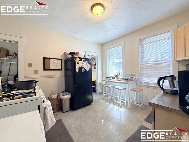 Foto del edificio - 30 Fordham Rd