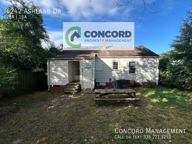 Foto del edificio - 4242 Ashland Dr
