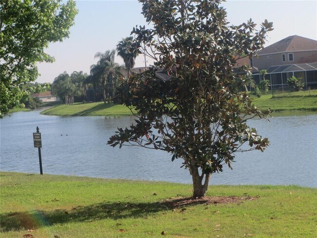 Foto del edificio - 6925 Towering Spruce Dr