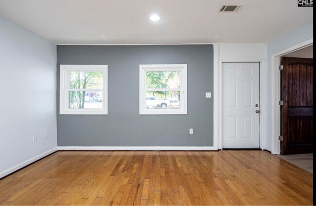 Foto del edificio - 1706 Westminster Dr