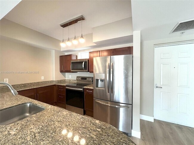 Foto del edificio - 7266 SW 88th St