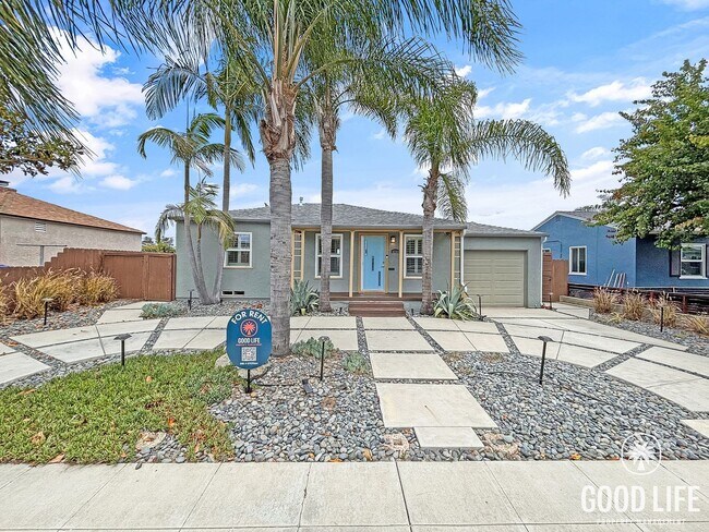 Foto del edificio - Unique 3BD/2BA Home in El Cerrito with Panoramic Views, Trex Deck & Large Yard