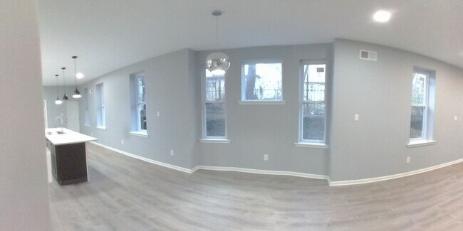 Building Photo - Beautifully remodeled, modern spacious home