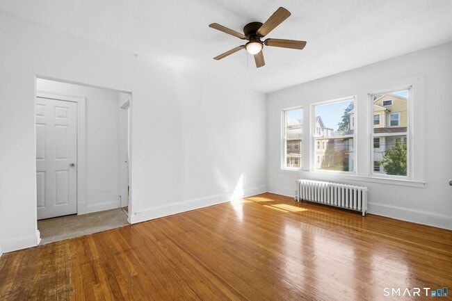 Photo - 115 Baltimore St Apartment