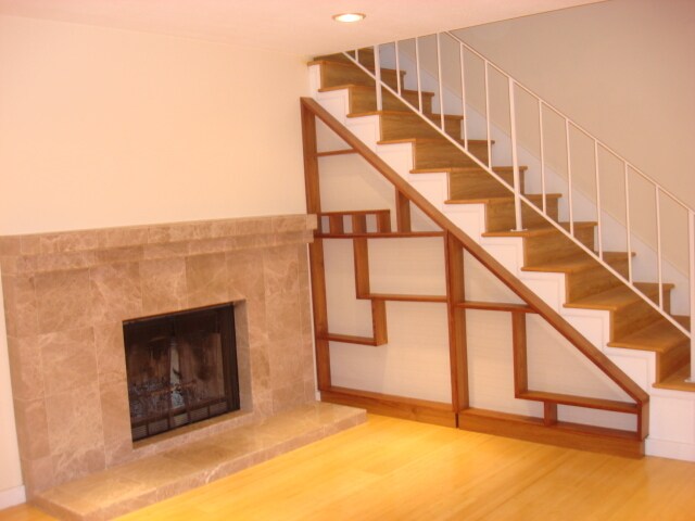 Living room - marble faced fireplace - 3824 39th Ave