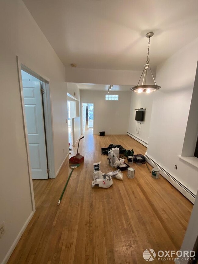 Building Photo - 415 West 52nd Street