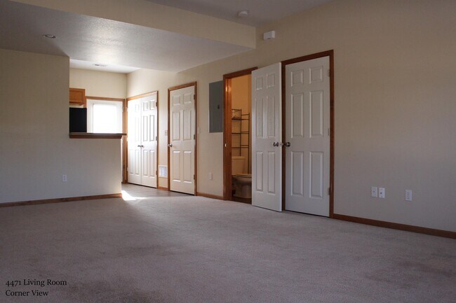 Foto del edificio - 4481 Brown Station Rd