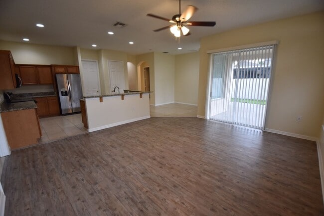Building Photo - 518 Herring Gull Ct