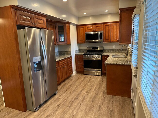 Foto del edificio - 32 Esperanza Ave