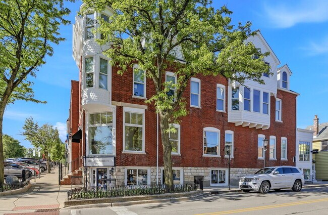 Foto del edificio - 102 S Washington St