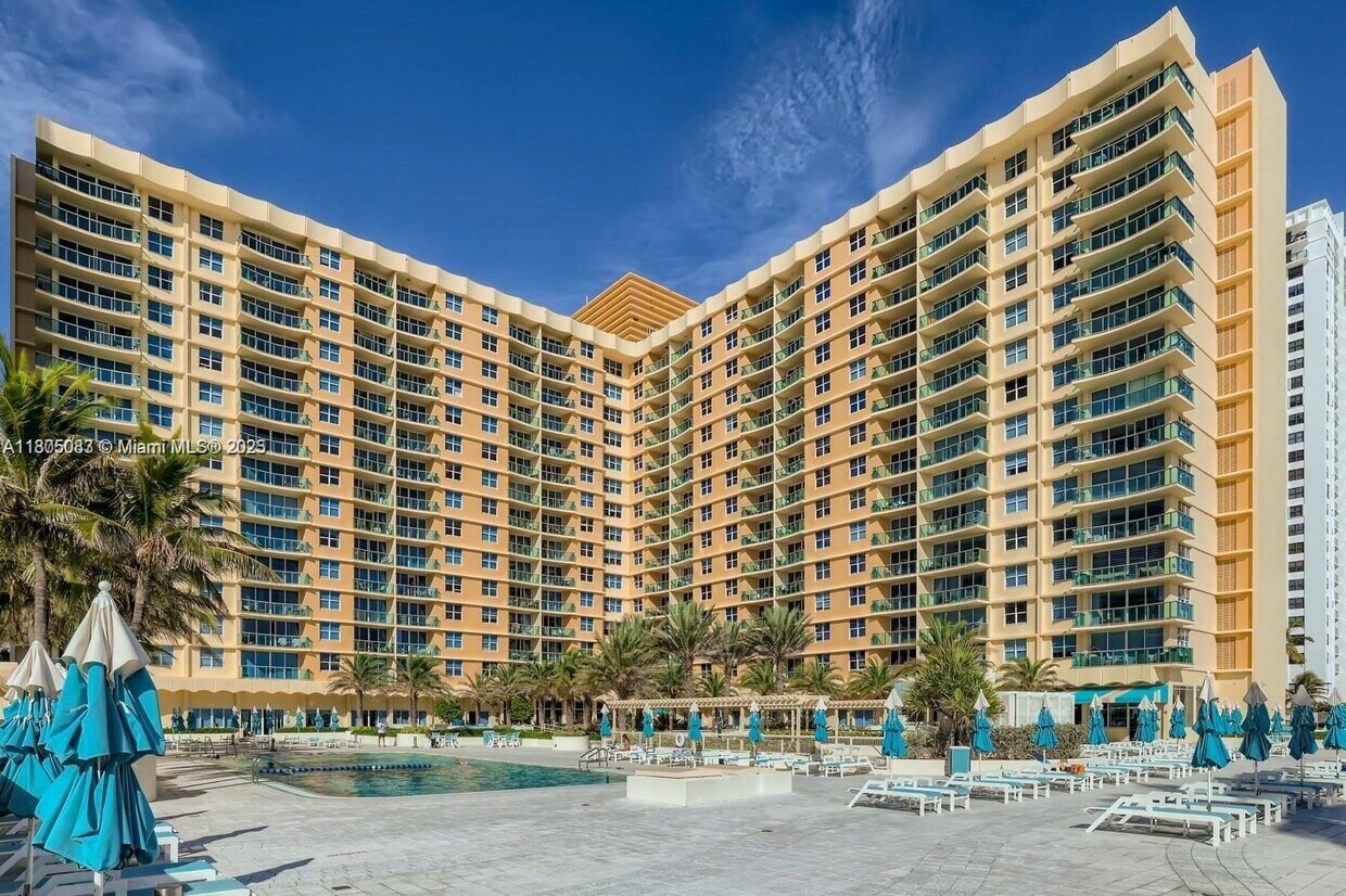 Primary Photo - 2501 S Ocean Dr
