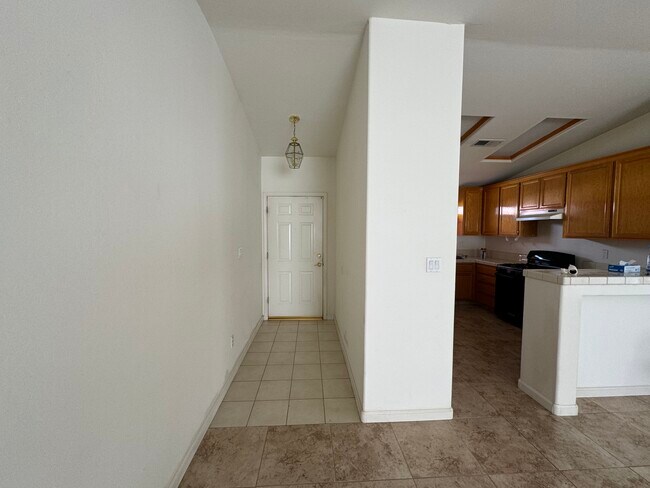 Foto del edificio - 7103 Frog Meadow St