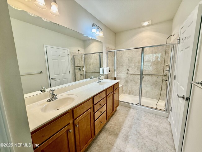 Building Photo - 8531 Little Swift Cir
