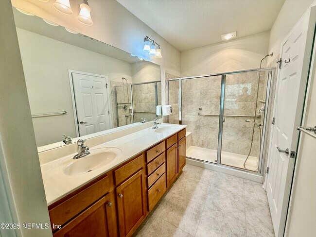 Foto del edificio - 8531 Little Swift Cir