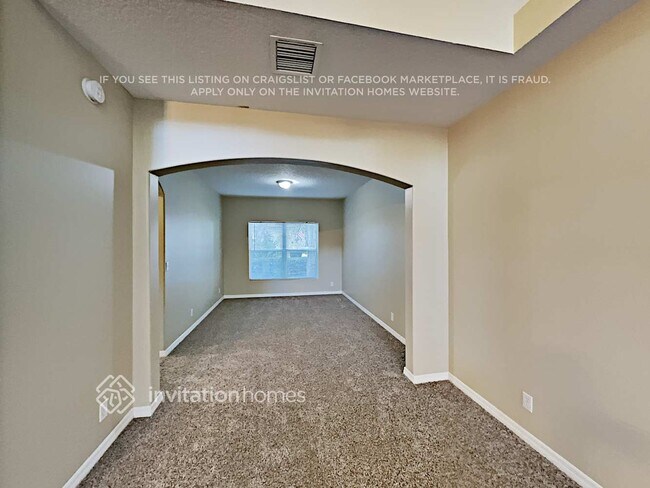 Foto del edificio - 3811 Jasmine Ln