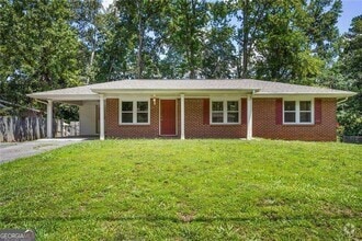 Building Photo - 2416 Lakewood Dr NW