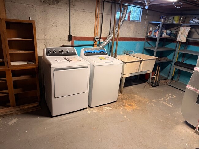 Building Photo - 45 Lancaster Ave