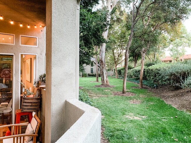 Building Photo - 23945 Arroyo Park Dr