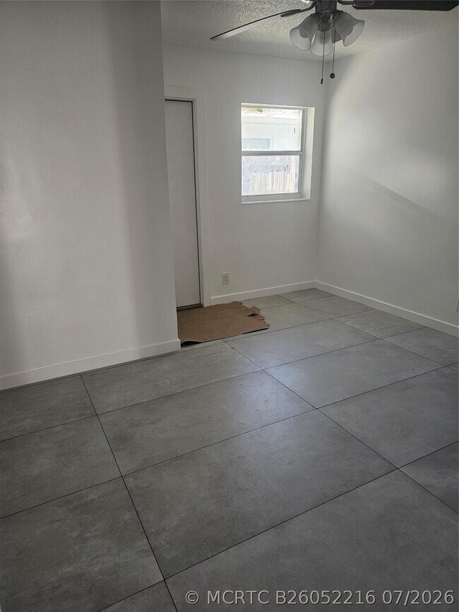 Foto del edificio - 5219 NW 18th Ct