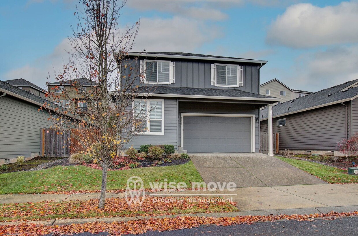 Foto principal - Move In Special! 4 Bedroom Home in Camas