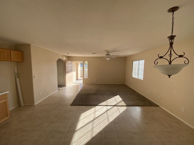 Building Photo - PALMA QUARTZ