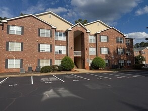 Building Photo - 3712 Cotswold Ave