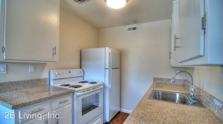 Foto principal - 642 S 7th St