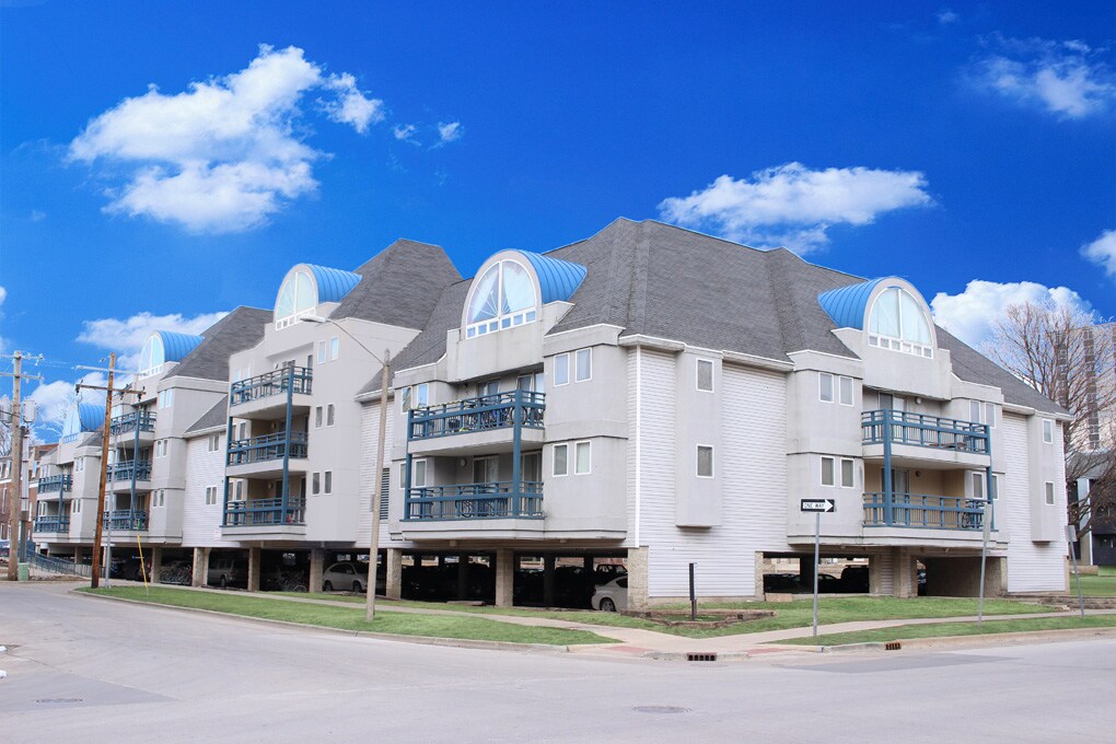 202 E Chalmers St Champaign Il 61820 Apartments Champaign Il Apartments Com 202 E Chalmers St Champaign Il 61820 Apartments Champaign Il Apartments Com