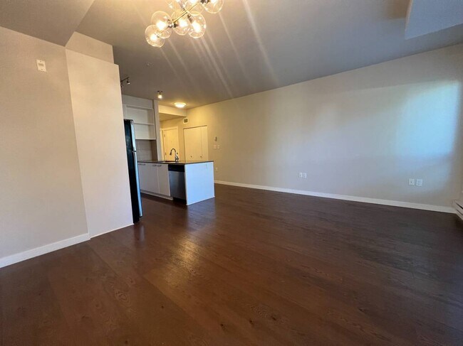 Photo du bâtiment - 20331 Dewdney Trunk Rd