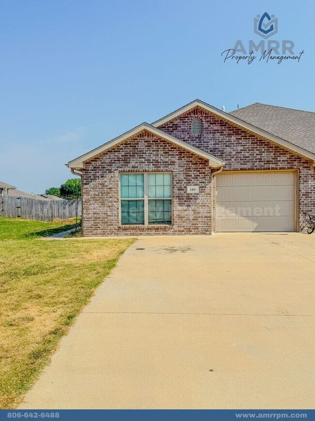 Building Photo - 3-Bedroom Home In Suburban-Style Neighborh...