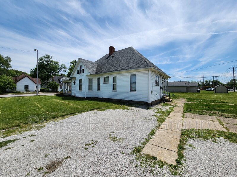 Primary Photo - 22 Blakely Ave