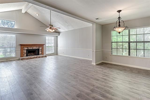 Foto del edificio - 7805 Prescott Dr