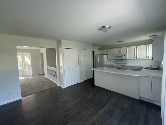 Foto del edificio - 2034 Glen Ave