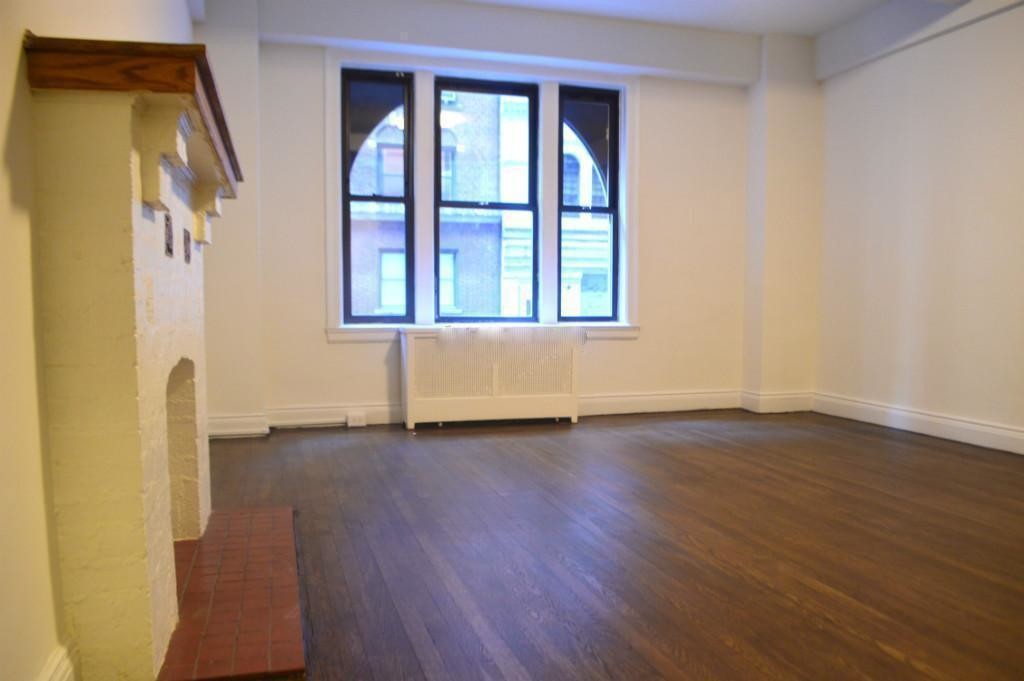 Primary Photo - 145 W 55th St