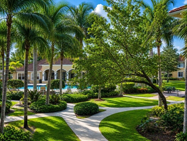 Building Photo - 6521 Emerald Dunes Dr