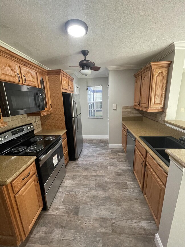 937 Birmingham Ct, Lake Mary, FL 32746 Townhome Rentals in Lake Mary