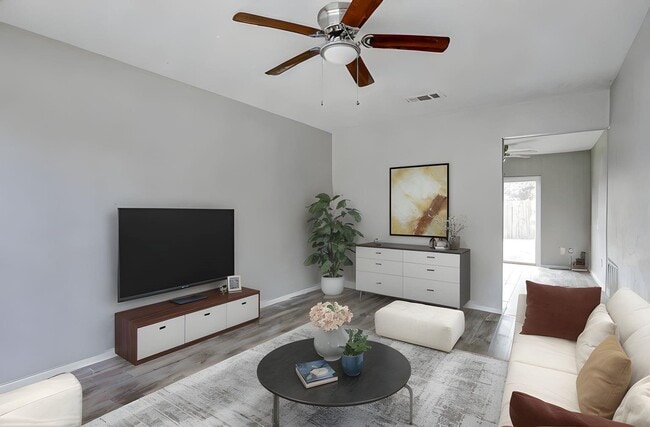 Building Photo - 4969 E Ridge Creek Dr