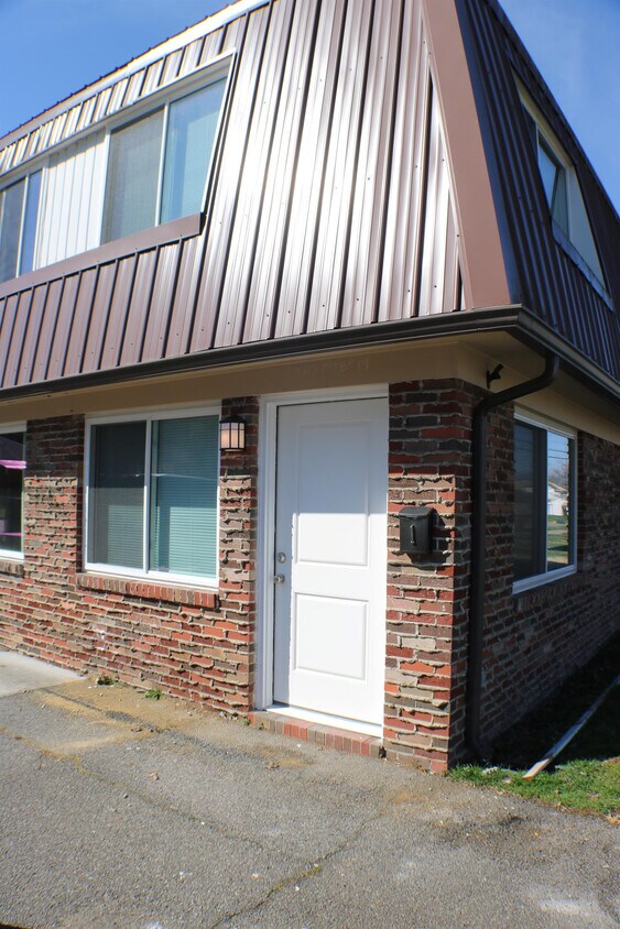 Foto principal - 600 Huddleston Ave