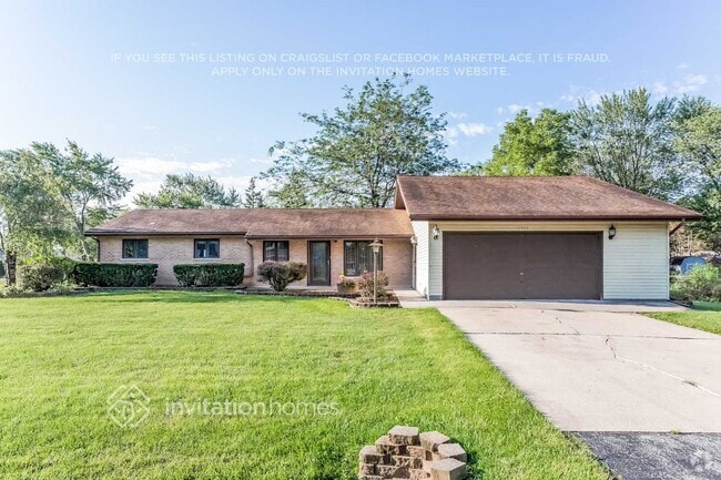 Building Photo - 16400 Sherwood Dr