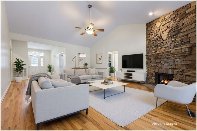 Foto del edificio - 307 Willow Brook Ln