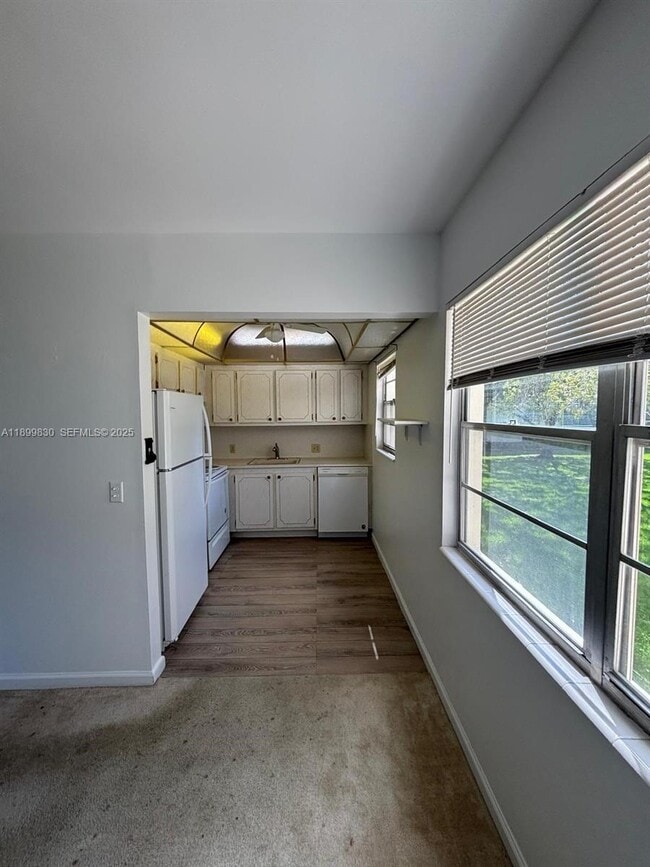 Foto del edificio - 564 Mansfield M