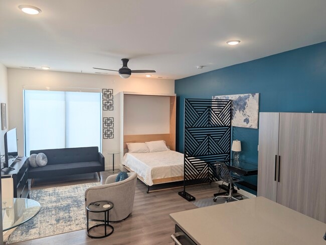 Photo - 300 S Clinton St Apartment