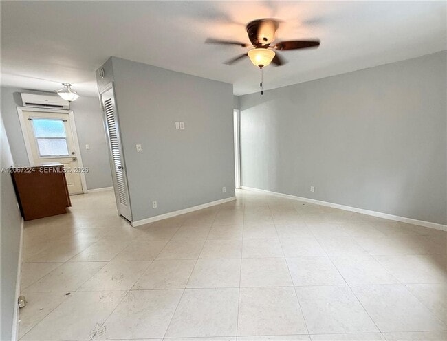 Building Photo - 4213 El Mar Dr