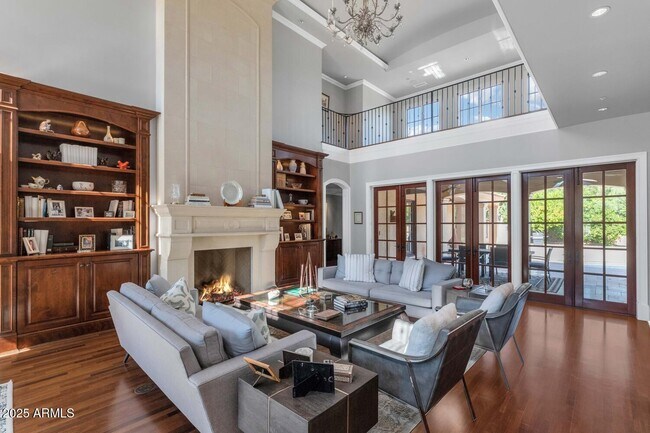 Foto del edificio - 6032 E Lincoln Dr