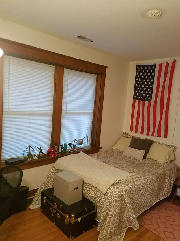 Foto del edificio - 1042 Art Hill Pl