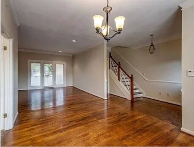 Foto del edificio - 252 Westchase Dr