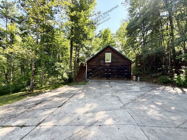 Photo - 1211 Moorefield Memorial Highway House